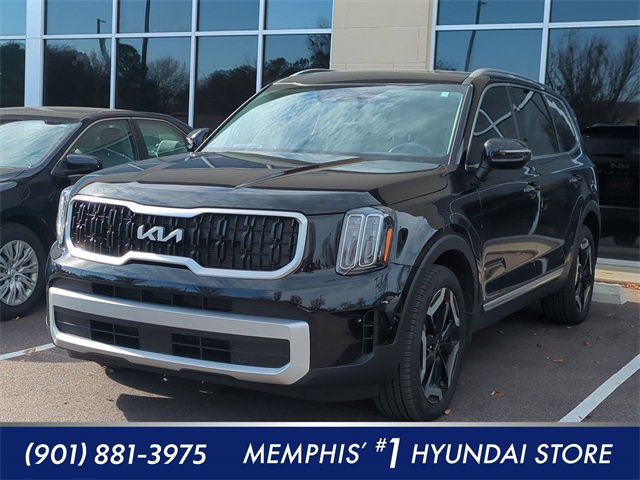 Used 2025 Kia Telluride EX w/ EX Captain's Chair Package image 1