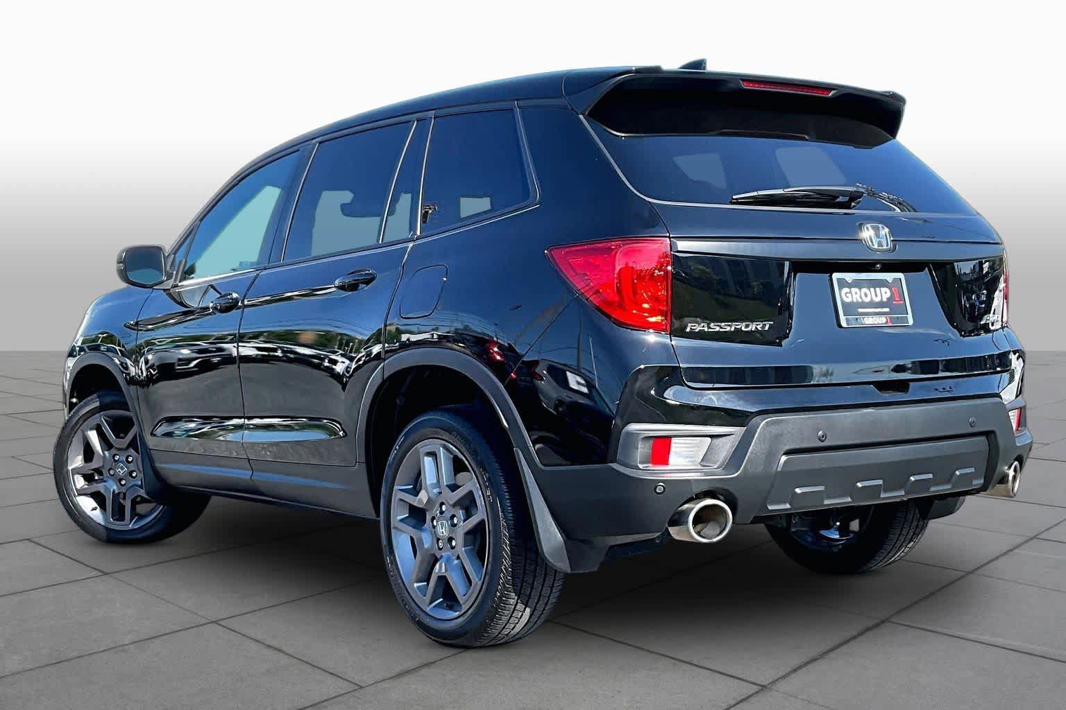 Used 2023 Honda Passport EX-L image 12