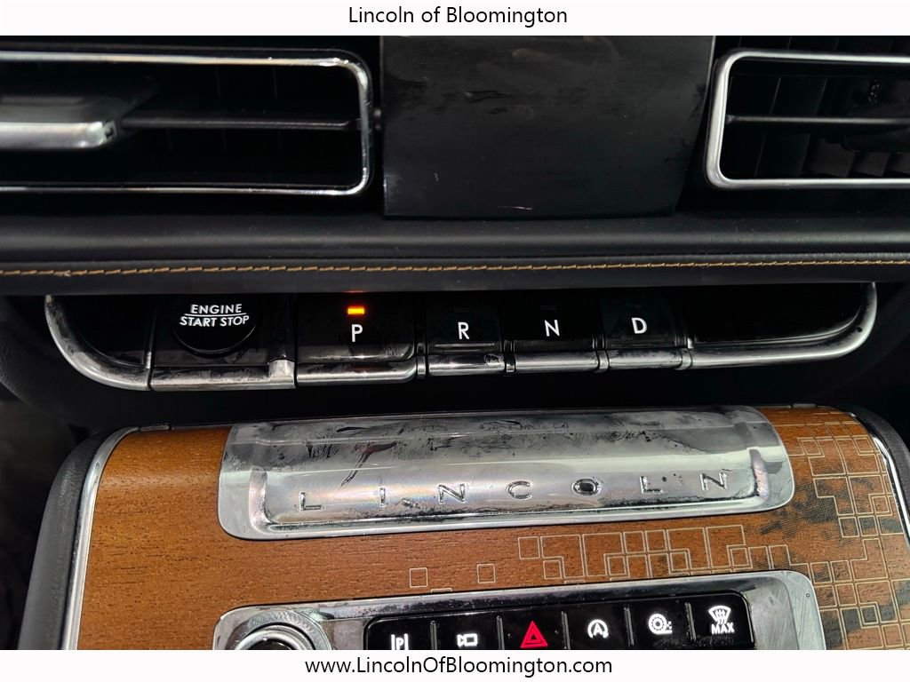 Certified 2025 Lincoln Aviator Black Label image 40