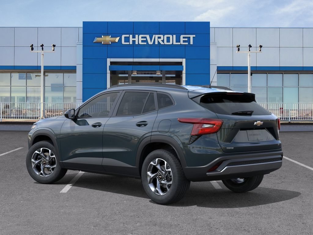 New 2026 Chevrolet Trax LT w/ Driver Confidence Package FWD image 3