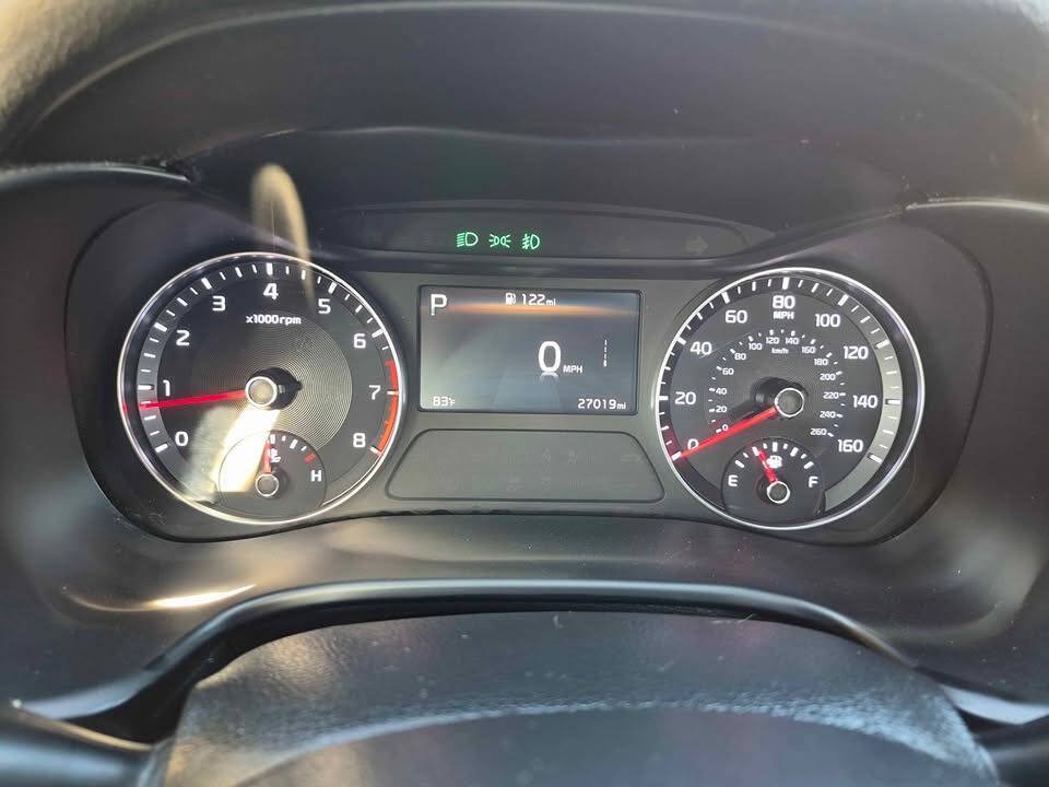 Used 2024 Kia Forte GT-Line w/ GT-Line Premium Package FWD image 9