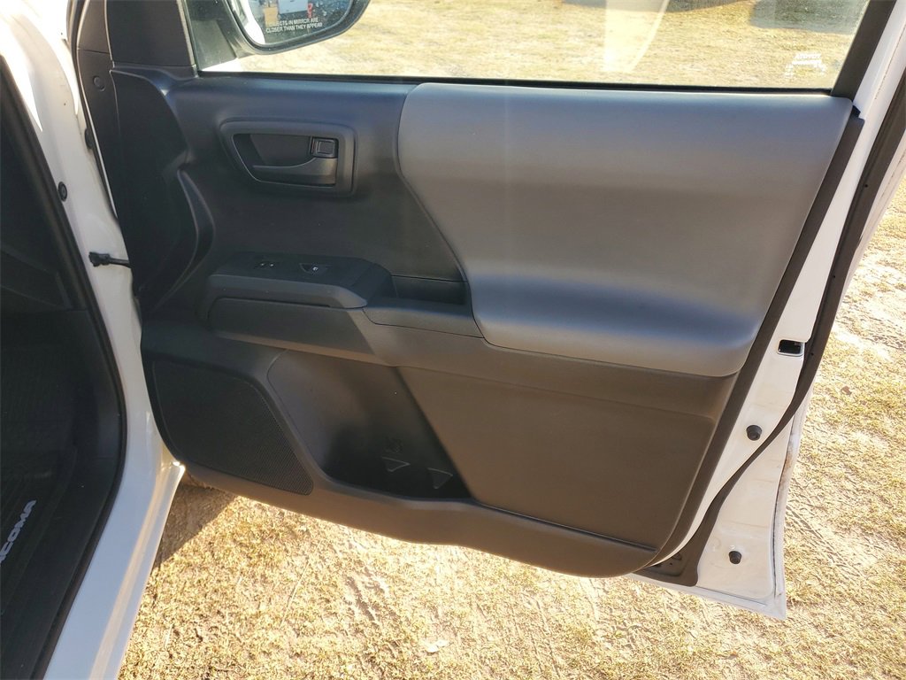 Used 2019 Toyota Tacoma SR5 image 34