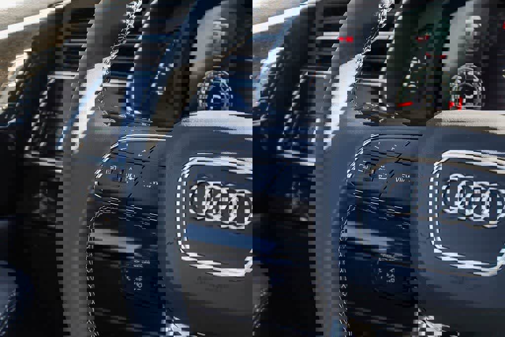 New 2026 Audi Q8 Premium Plus image 16