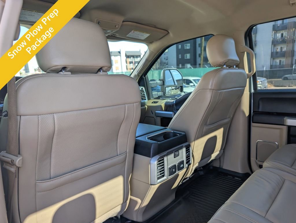 Used 2017 Ford F350 Lariat image 13