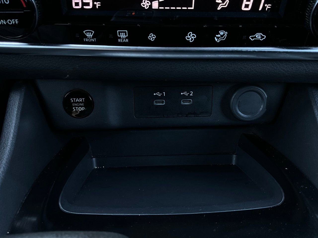 Used 2025 Nissan Rogue SV image 24