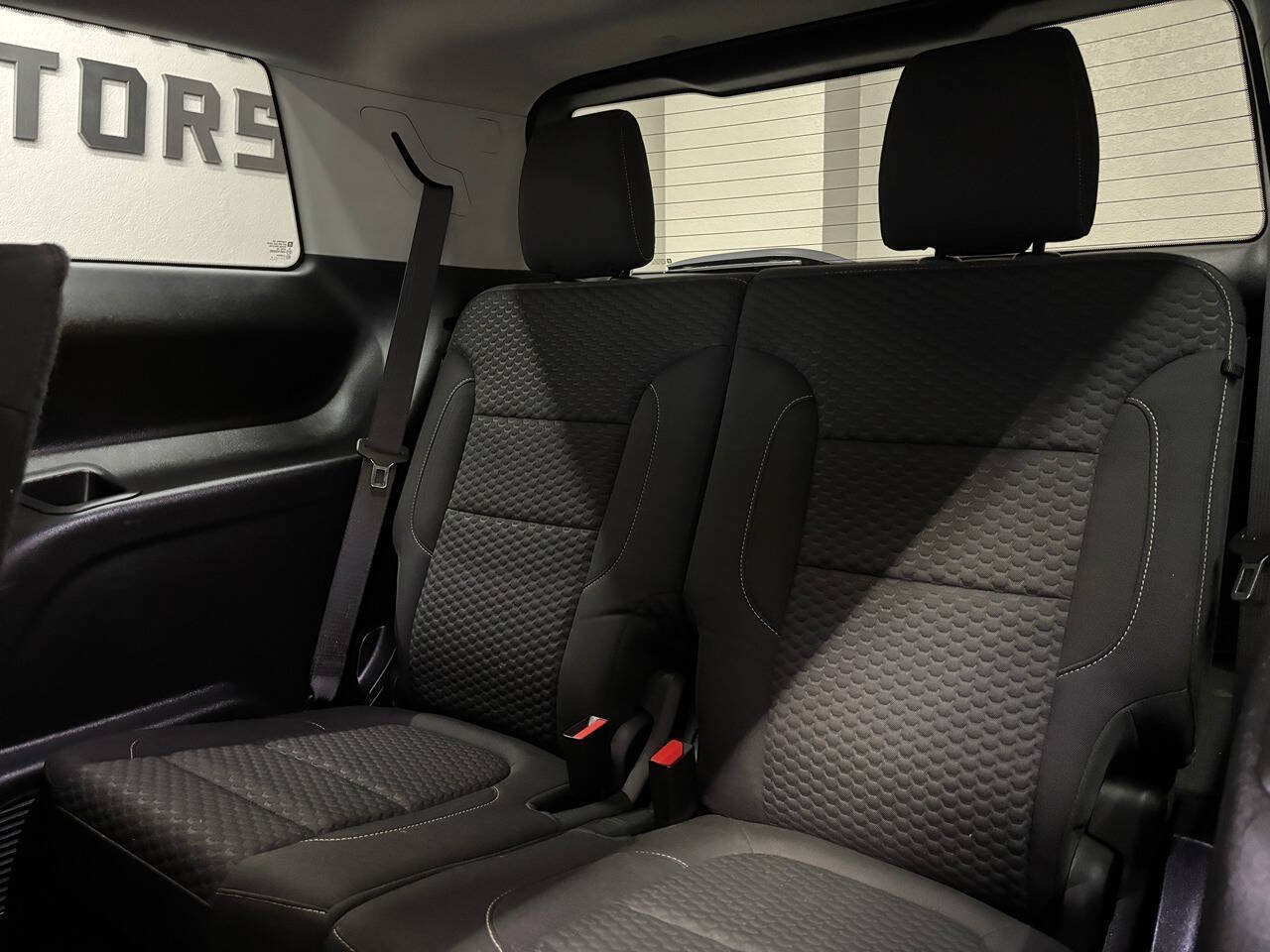 Used 2019 GMC Acadia SLE w/ LPO, Floor Liner Package FWD image 19