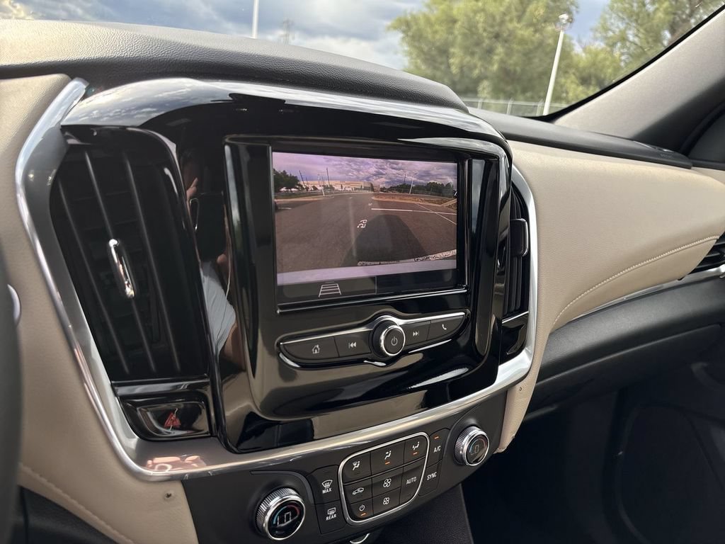 Certified 2022 Chevrolet Traverse LS AWD/4WD image 18