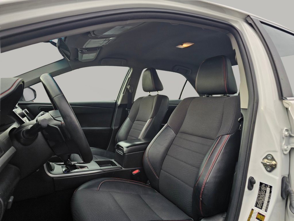 Used 2016 Toyota Camry SE FWD image 20