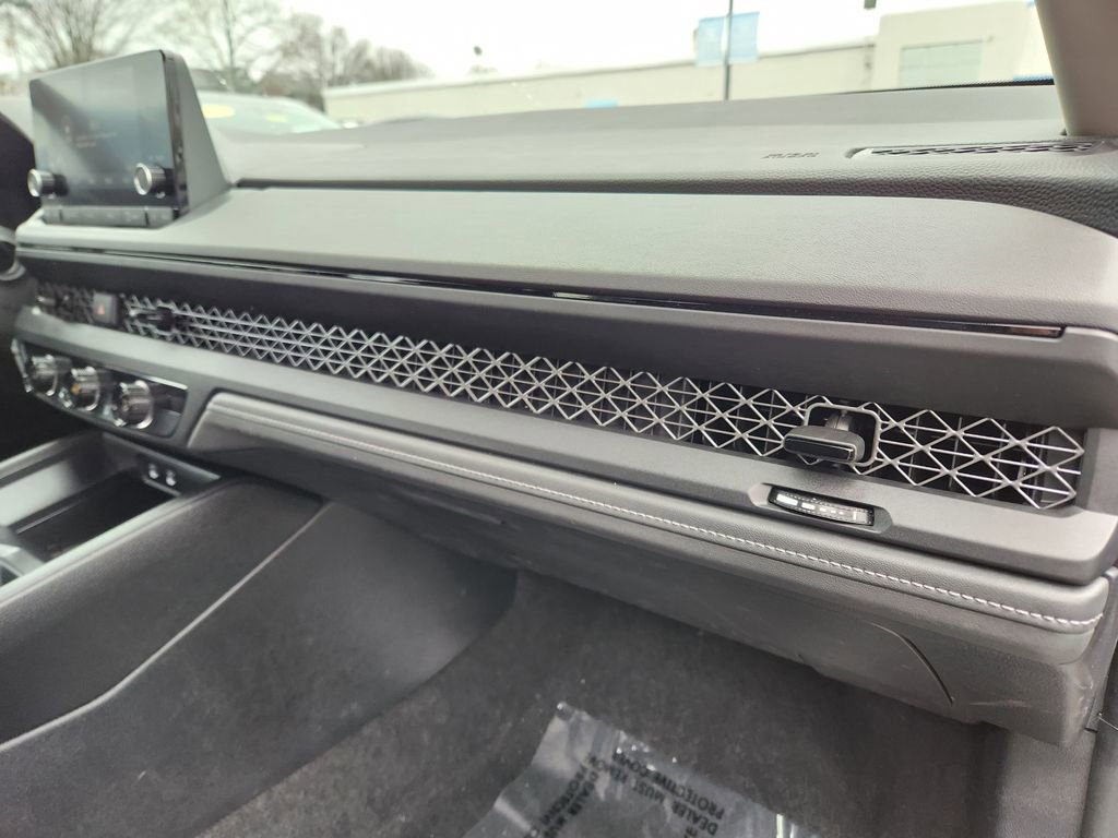 Certified 2023 Honda Accord LX image 17