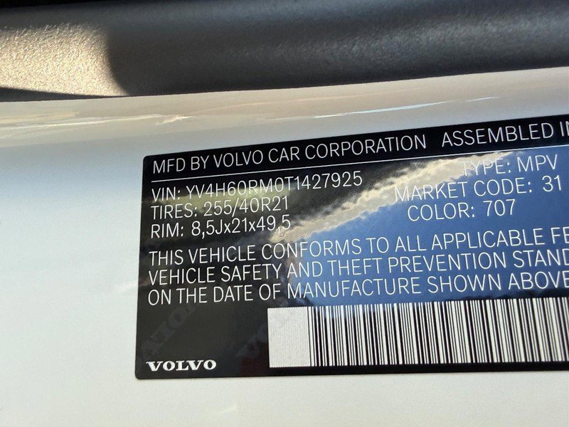 New 2026 Volvo XC60 T8 Ultra w/ Protection Package Premier AWD/4WD image 14