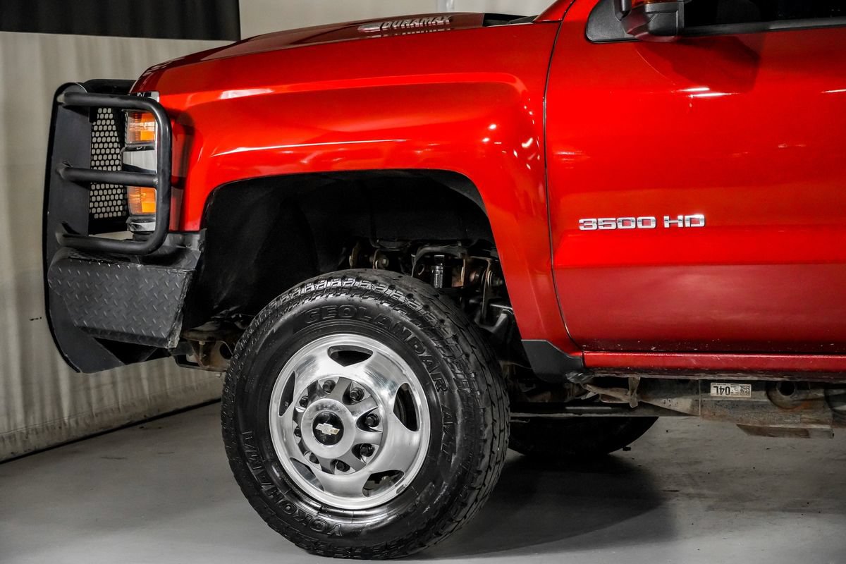 Used 2019 Chevrolet Silverado 3500 LT w/ LT Convenience Package AWD/4WD image 12