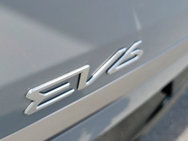 New 2026 Kia EV6 Wind RWD image 20