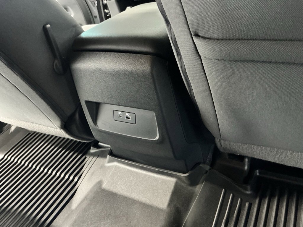 Used 2024 Nissan Frontier SV w/ Technology Package image 19