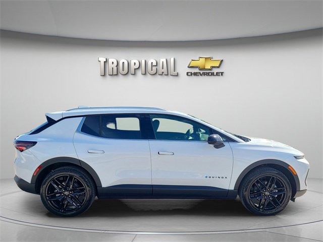 New 2026 Chevrolet Equinox EV LT image 6