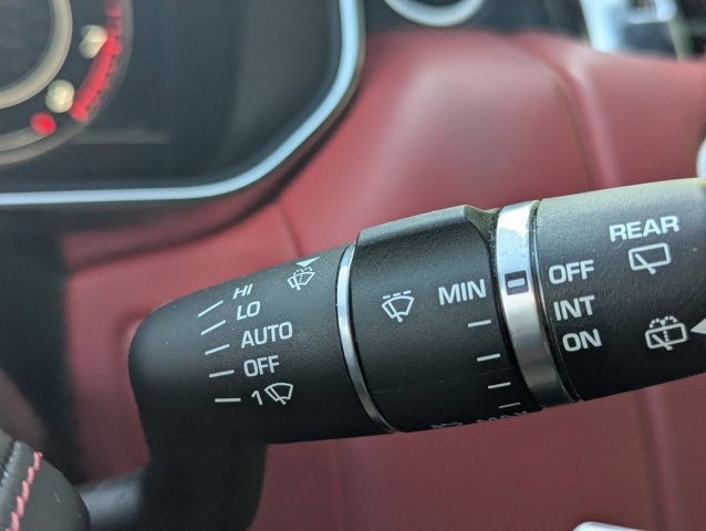 Used 2022 Land Rover Range Rover Sport SVR AWD/4WD image 15