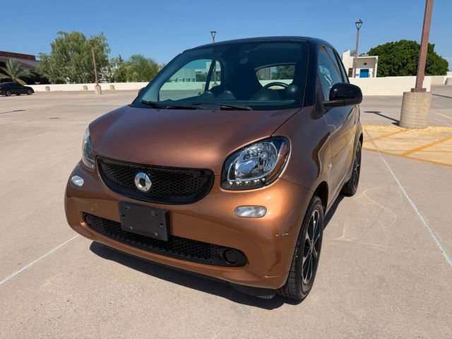 Used 2016 smart fortwo passion RWD image 4