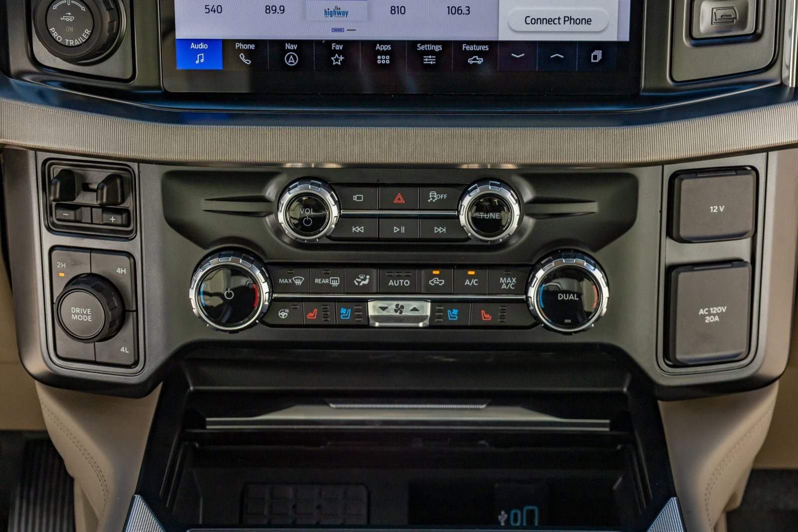 Used 2026 Ford F450 Platinum w/ Platinum Plus Package image 26