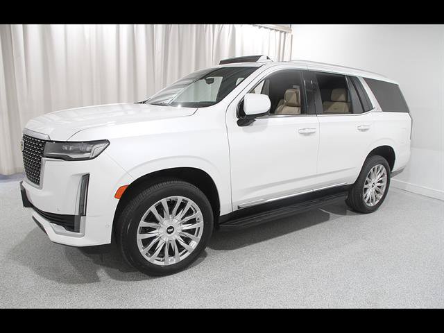 Used 2021 Cadillac Escalade Premium Luxury AWD/4WD image 3
