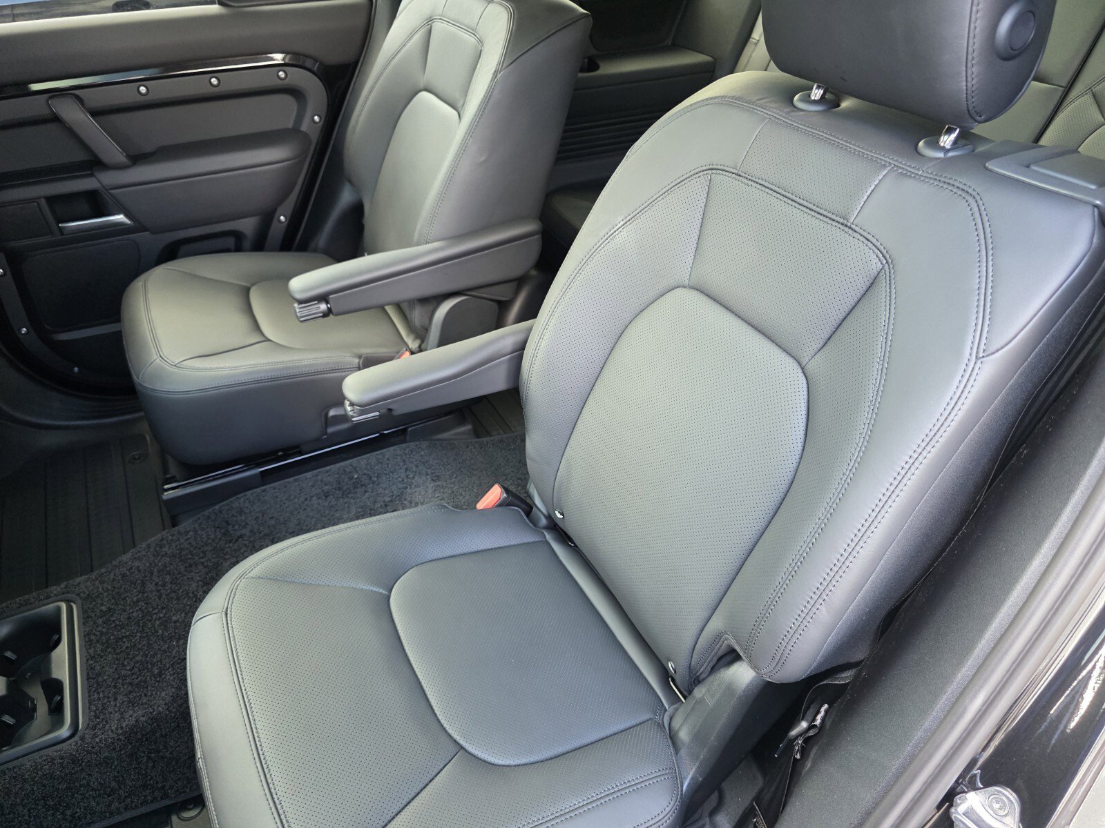 New 2026 Land Rover Defender 130 S image 13