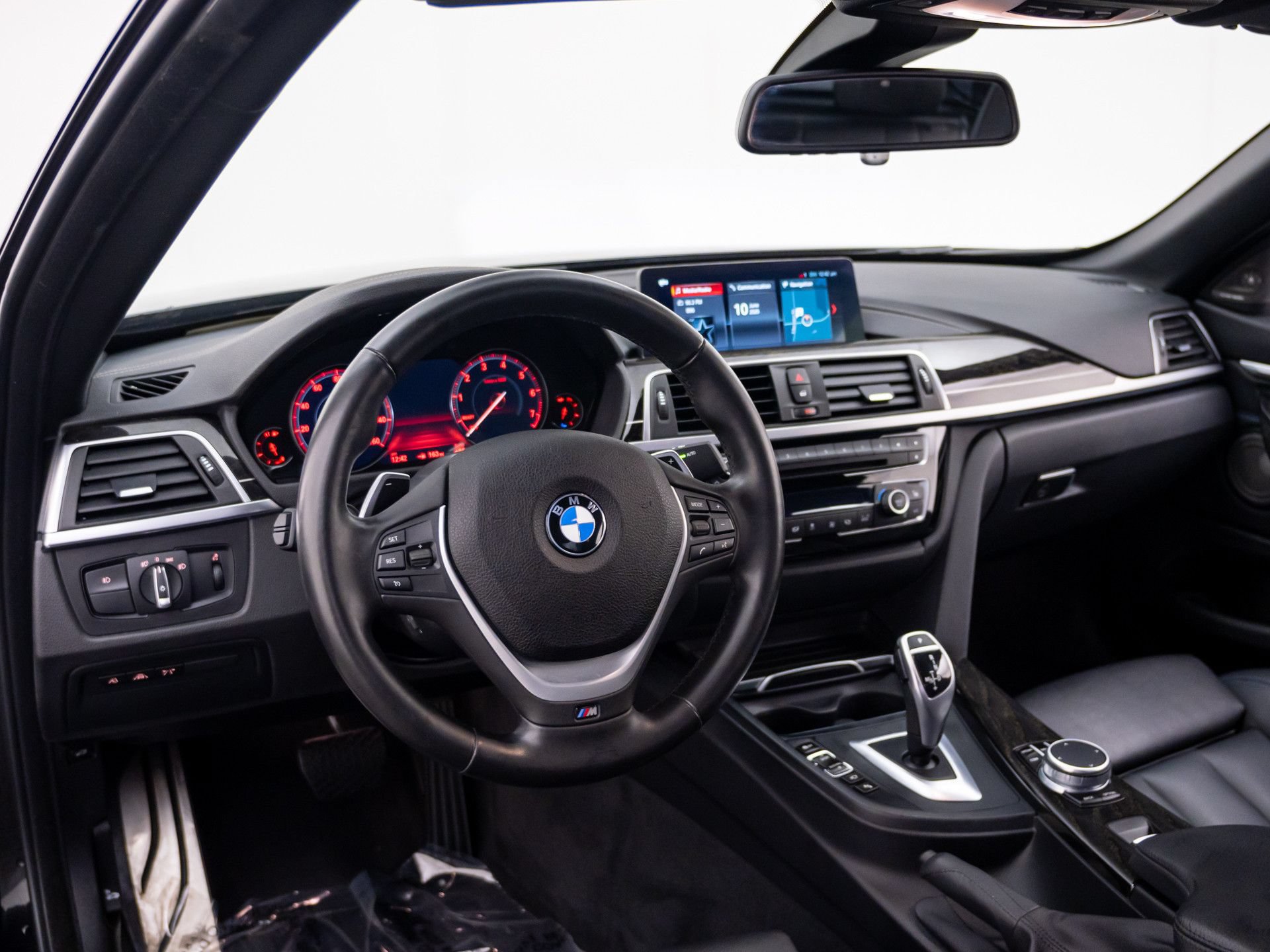 Used 2020 BMW 440i xDrive Convertible w/ M Sport Package AWD/4WD image 11