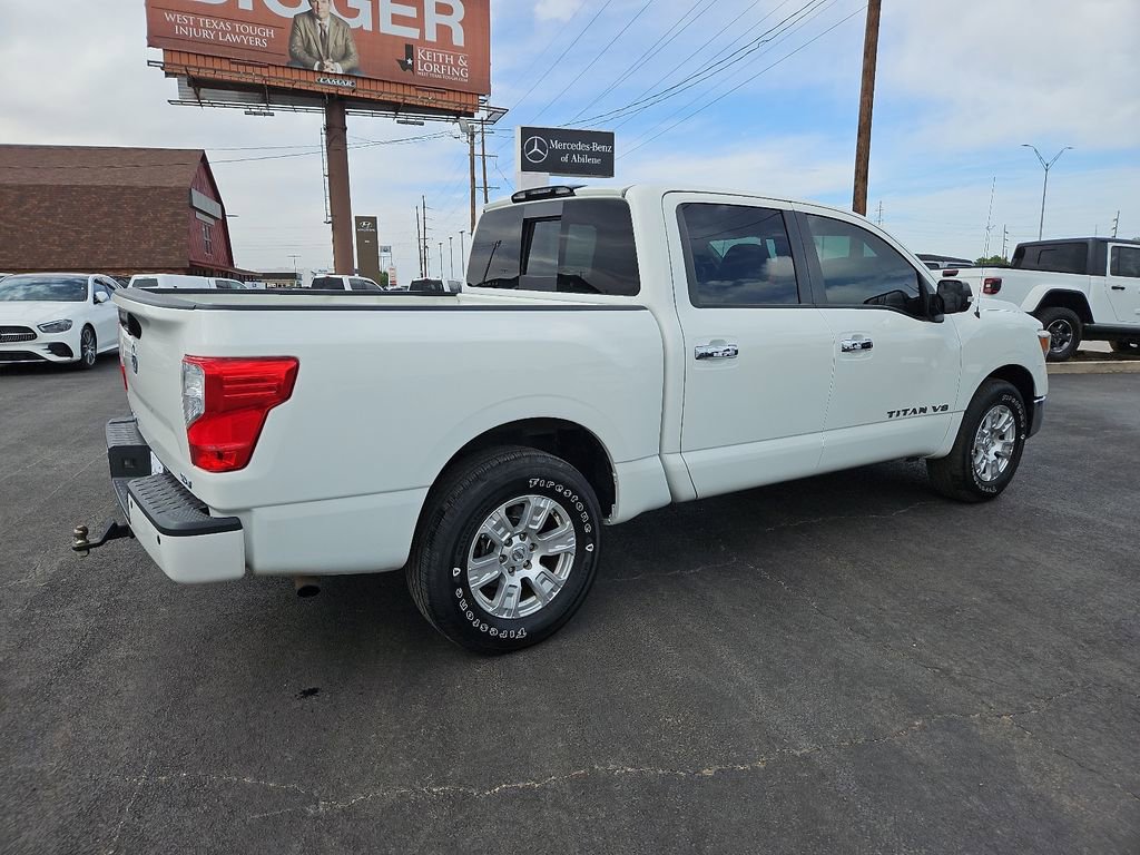 Used 2018 Nissan Titan SV w/ SV Convenience Package RWD image 8