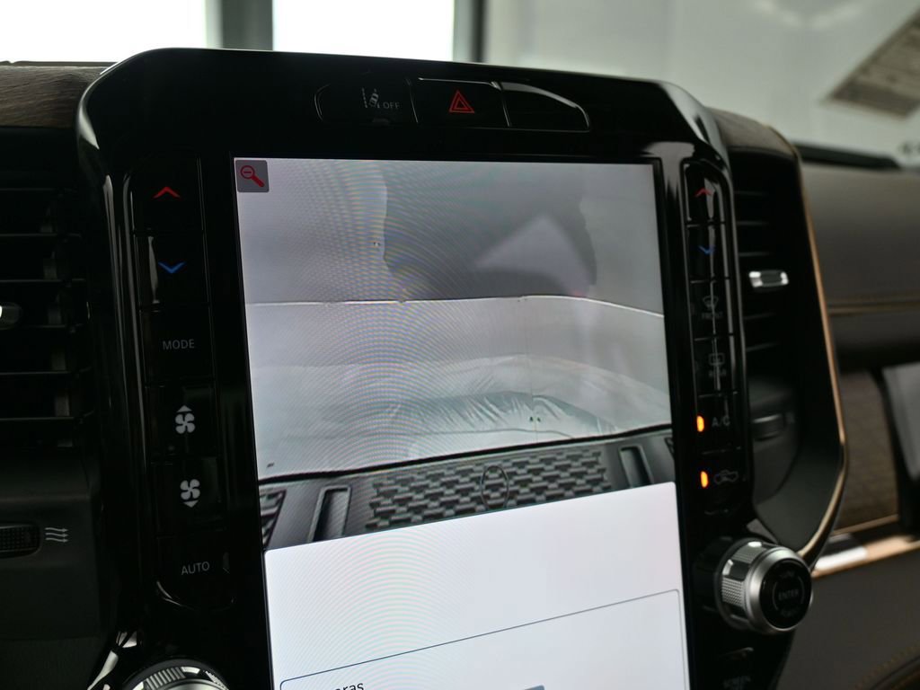 New 2025 RAM 1500 Limited image 17
