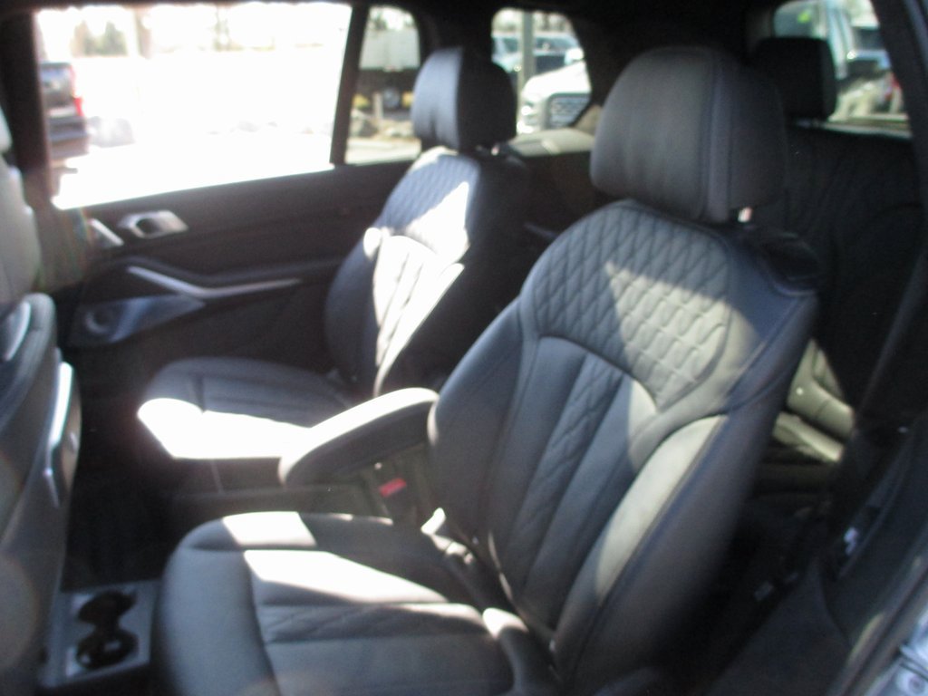 Used 2026 BMW ALPINA XB7 image 19