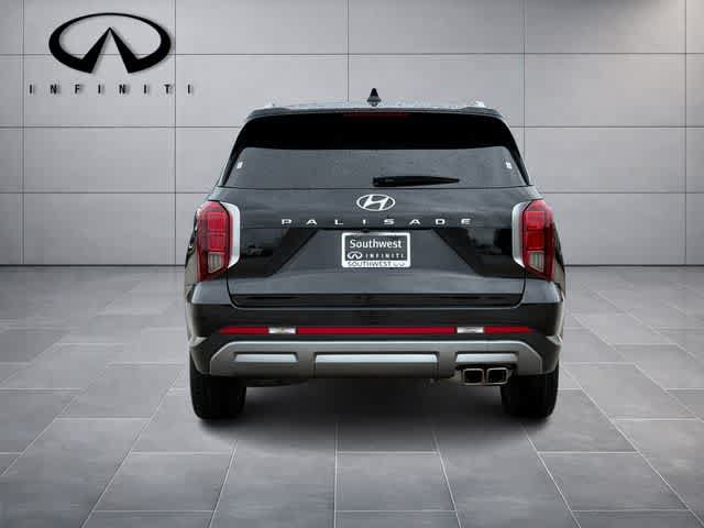 Used 2024 Hyundai Palisade Limited FWD image 6