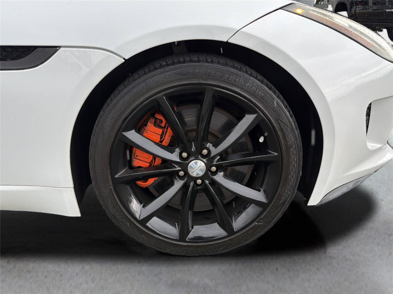 Used 2015 Jaguar F-TYPE S RWD image 32