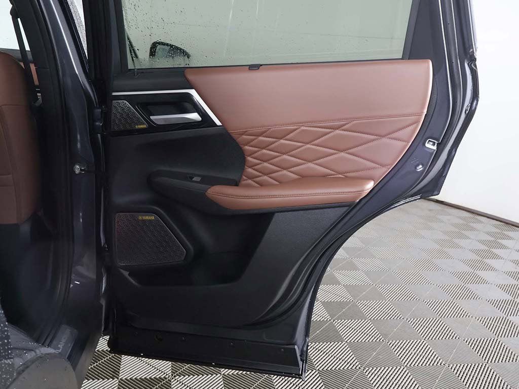 New 2026 Mitsubishi Outlander SEL image 29