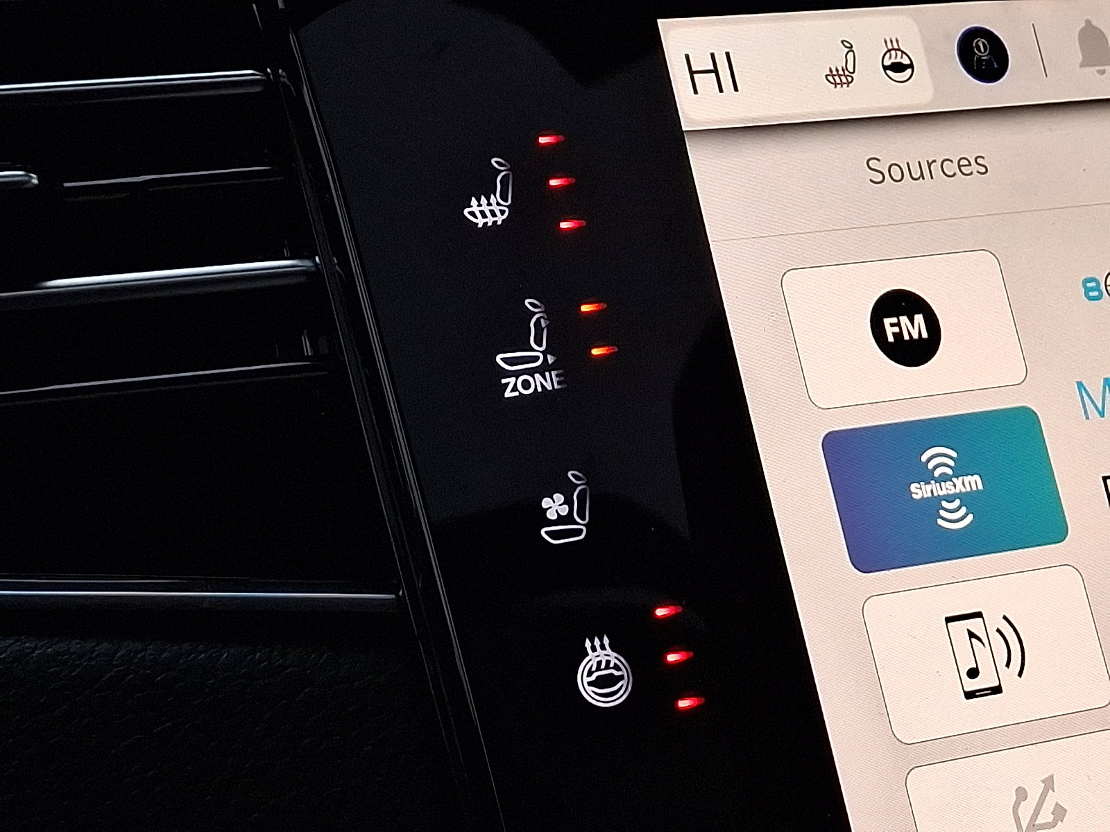 New 2026 Jeep Grand Wagoneer L 4WD w/ Premium Group I image 16