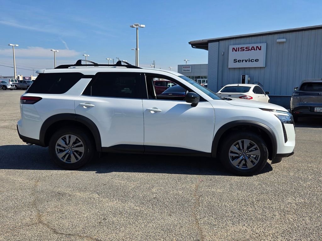 New 2026 Nissan Pathfinder SV image 13