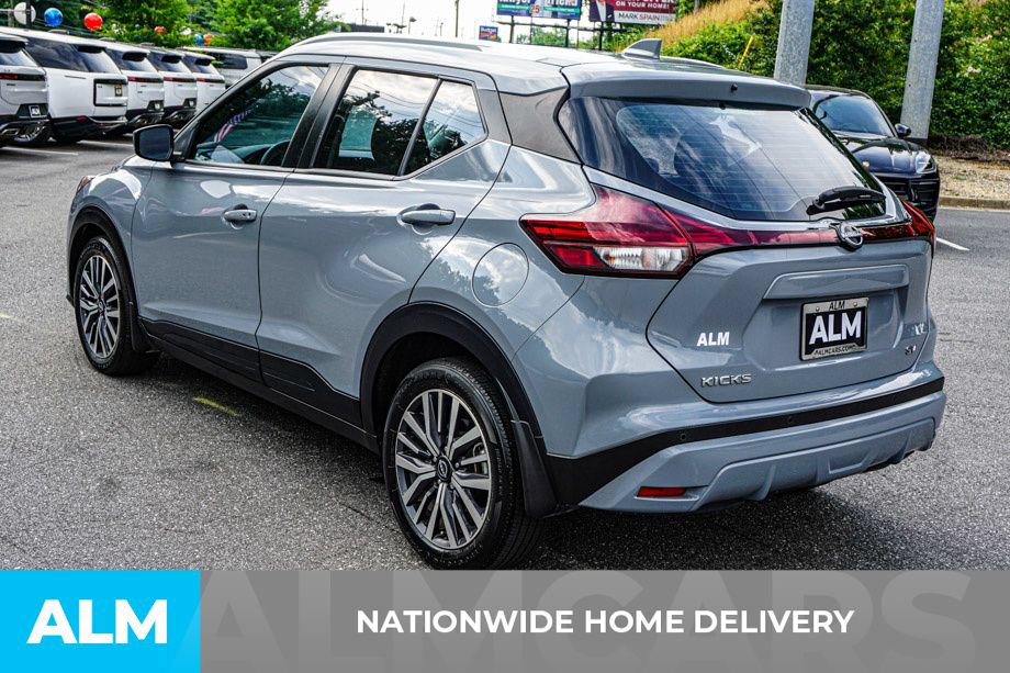 Used 2023 Nissan Kicks SV FWD image 4