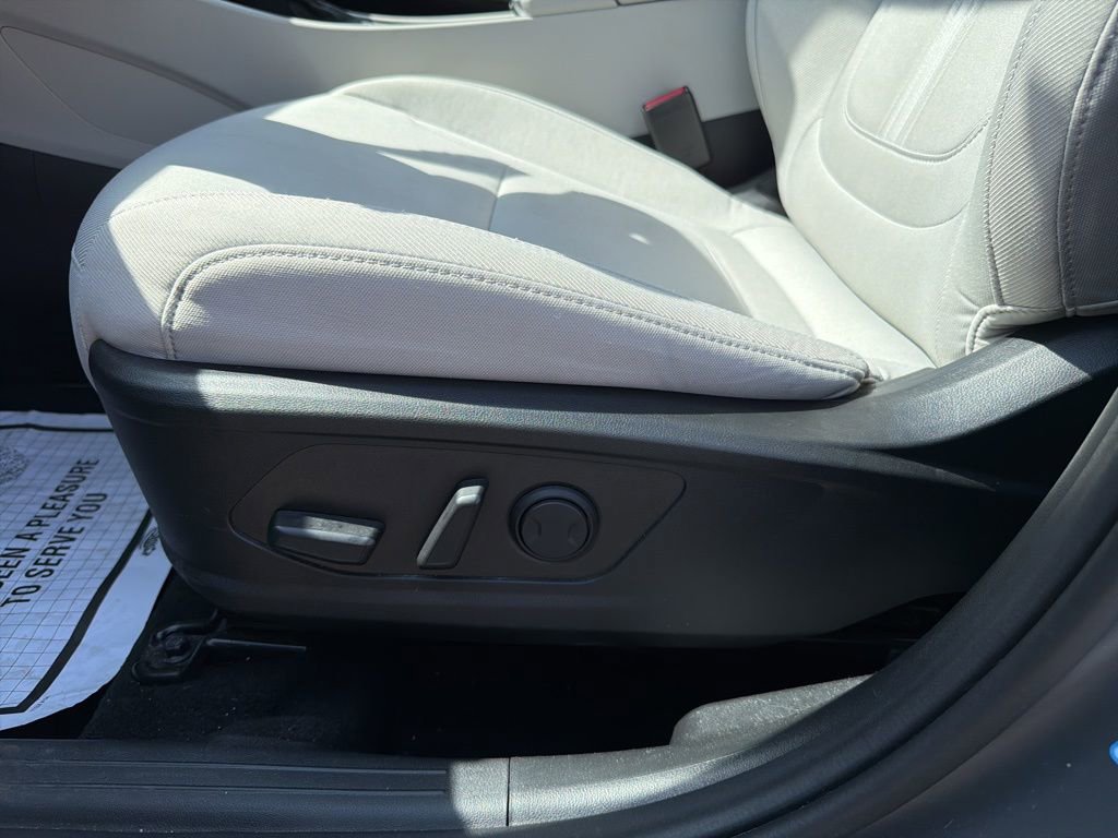 Certified 2025 Hyundai Tucson SEL image 15