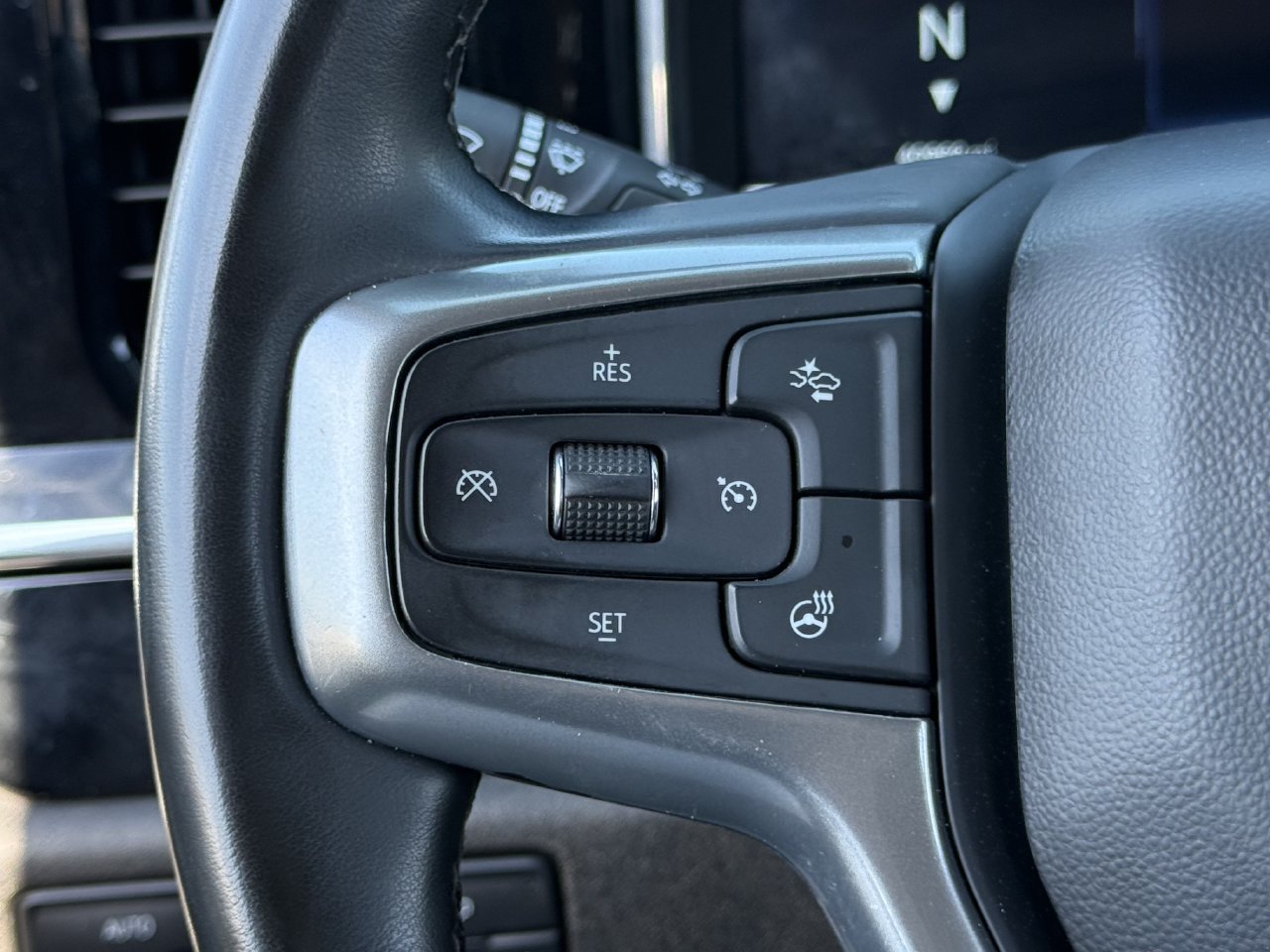 Used 2023 Chevrolet Silverado 1500 LT AWD/4WD image 13