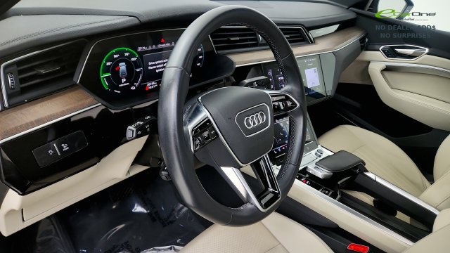 Used 2024 Audi Q8 e-tron Premium Plus w/ Premium Plus Package AWD/4WD image 54
