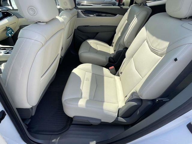 Certified 2020 Cadillac XT6 Premium Luxury FWD image 11