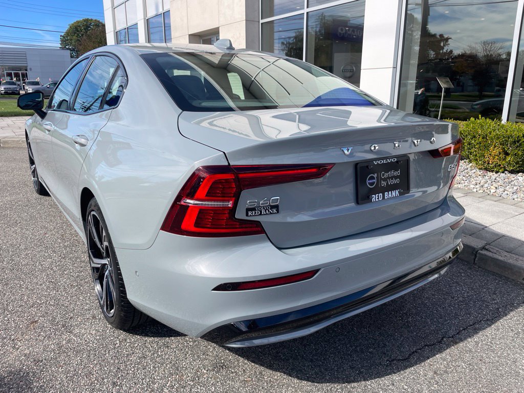 Certified 2024 Volvo S60 B5 Plus w/ Climate Package AWD/4WD image 3