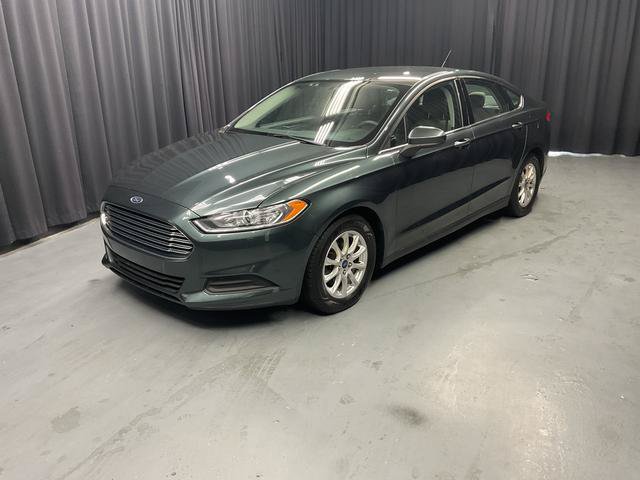 Used 2016 Ford Fusion S FWD image 3