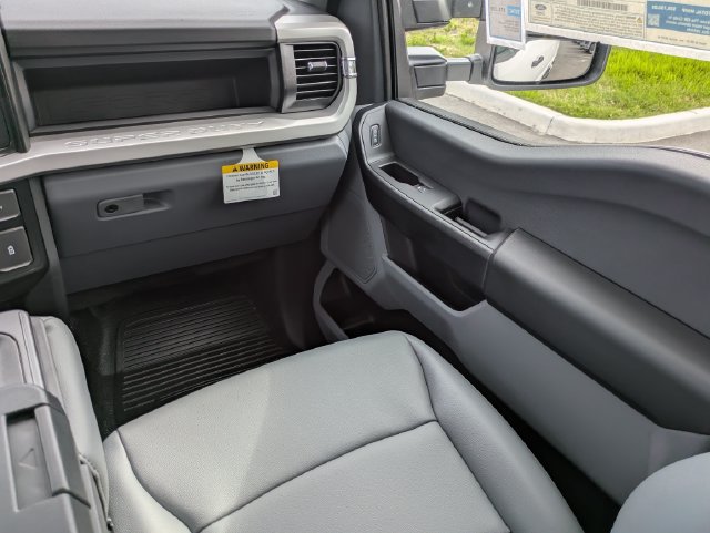 New 2026 Ford F350 XL AWD/4WD image 17