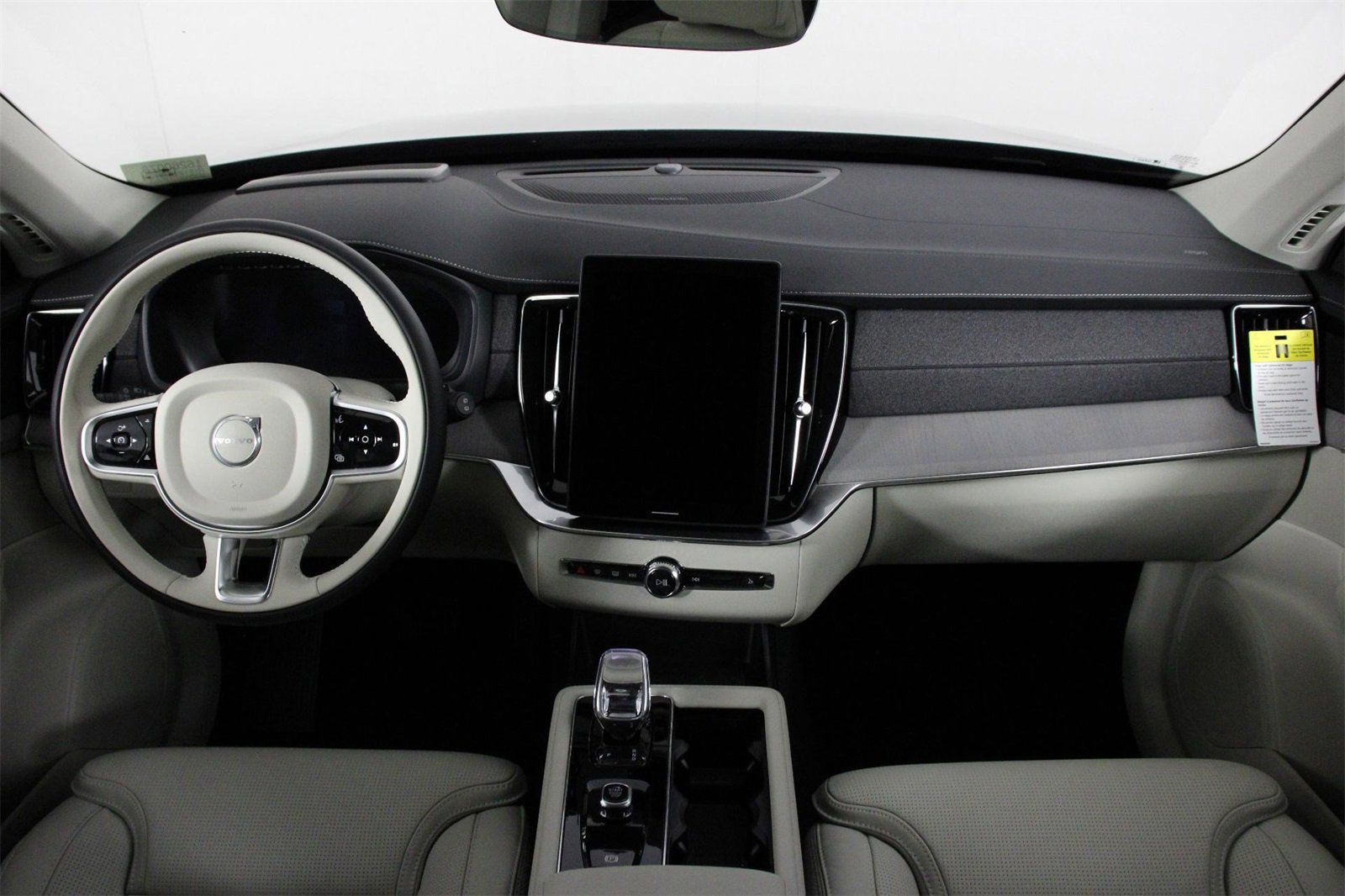 New 2026 Volvo XC90 B6 Ultra image 5