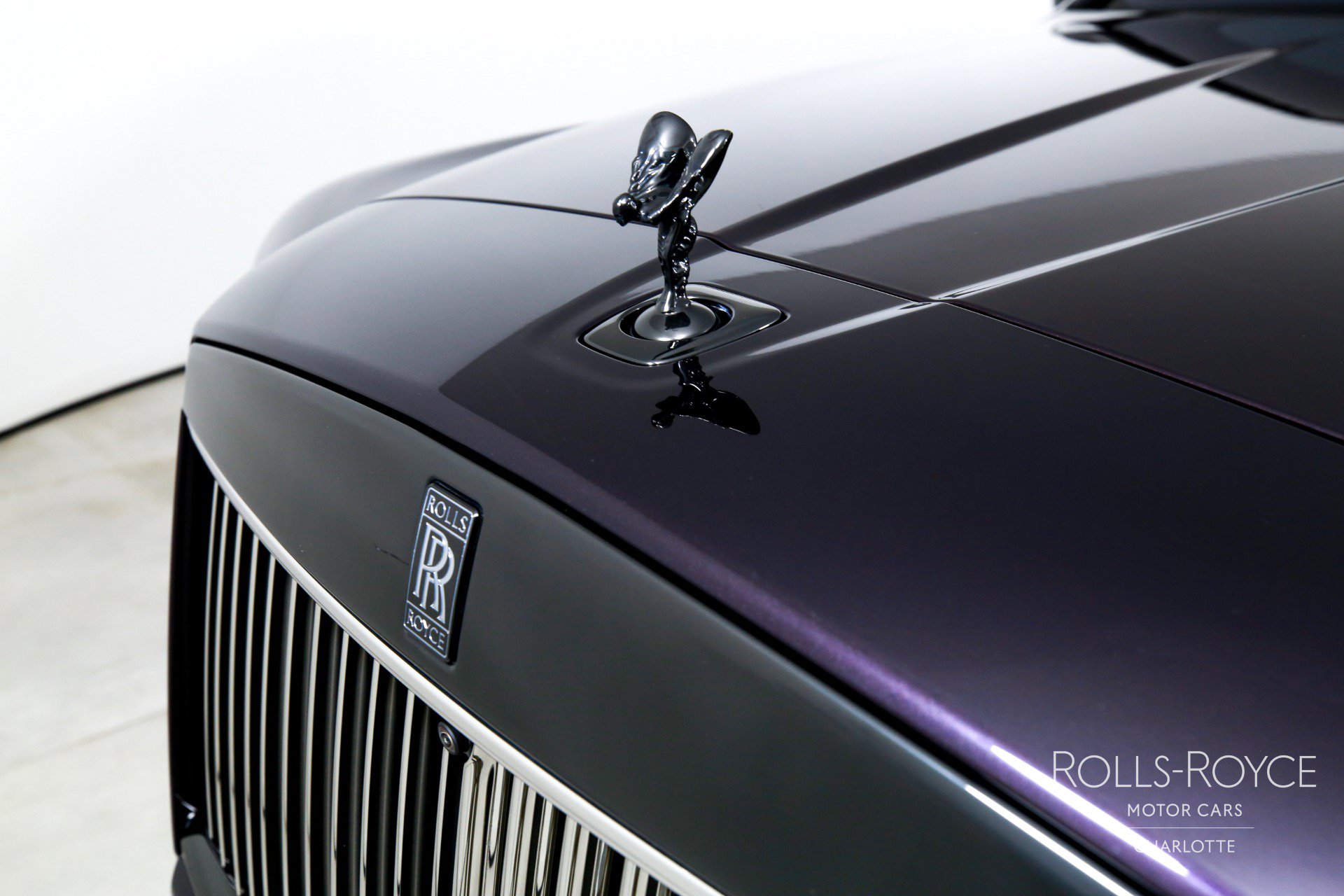 Certified 2025 Rolls-Royce Cullinan Black Badge AWD/4WD image 37