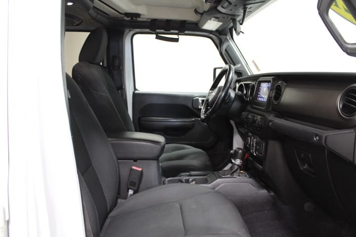 Used 2021 Jeep Gladiator Sport AWD/4WD image 23