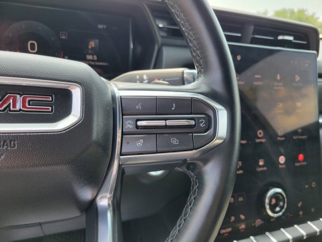 Used 2025 GMC Terrain Elevation AWD/4WD image 12