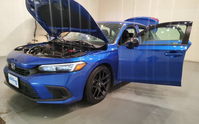 Used 2023 Honda Civic Sport image 9