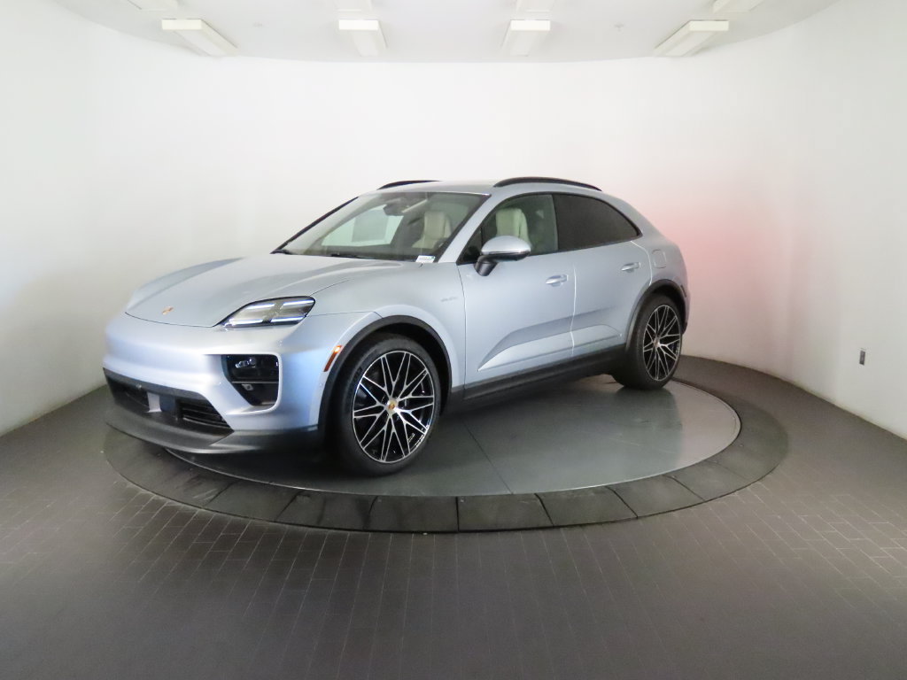 New 2026 Porsche Macan 4 Electric AWD/4WD image 1