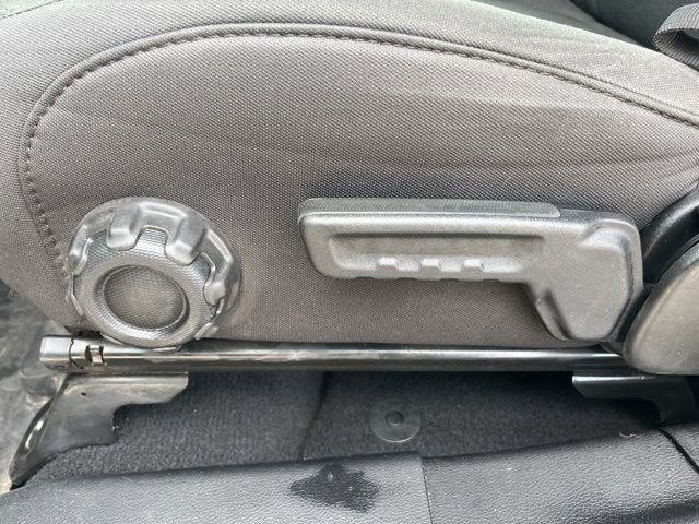 Used 2023 Jeep Gladiator Willys image 14