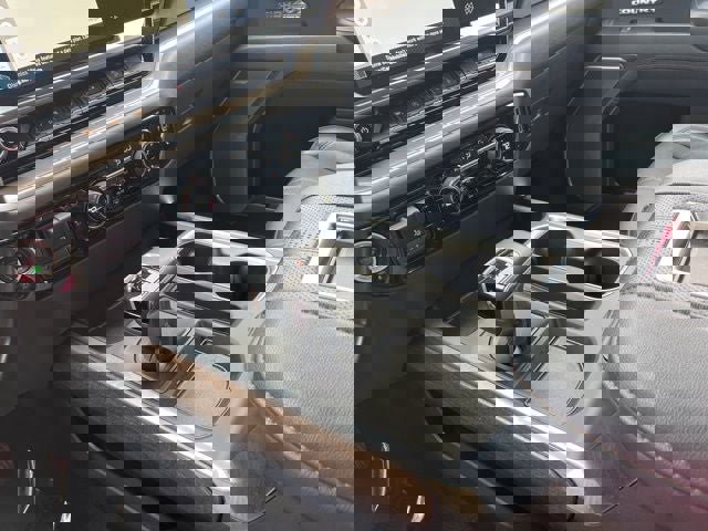 Used 2022 Chevrolet Silverado 1500 High Country w/ Technology Package image 34