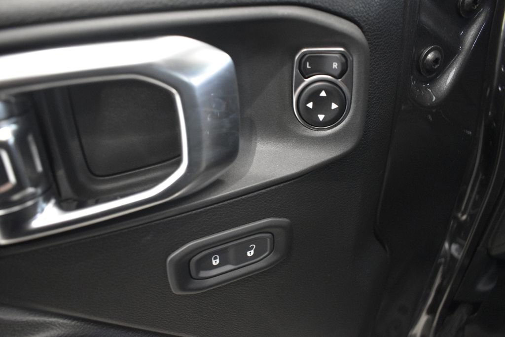 New 2025 Jeep Gladiator Sport image 31