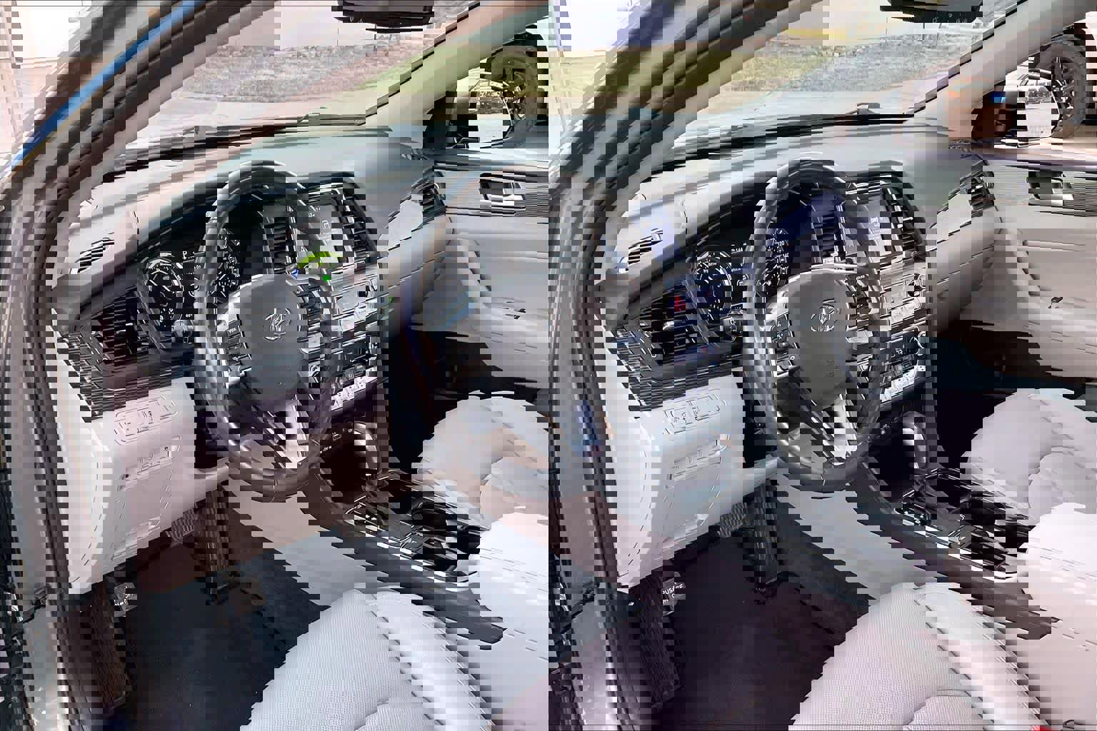 Used 2018 Hyundai Sonata Limited image 18